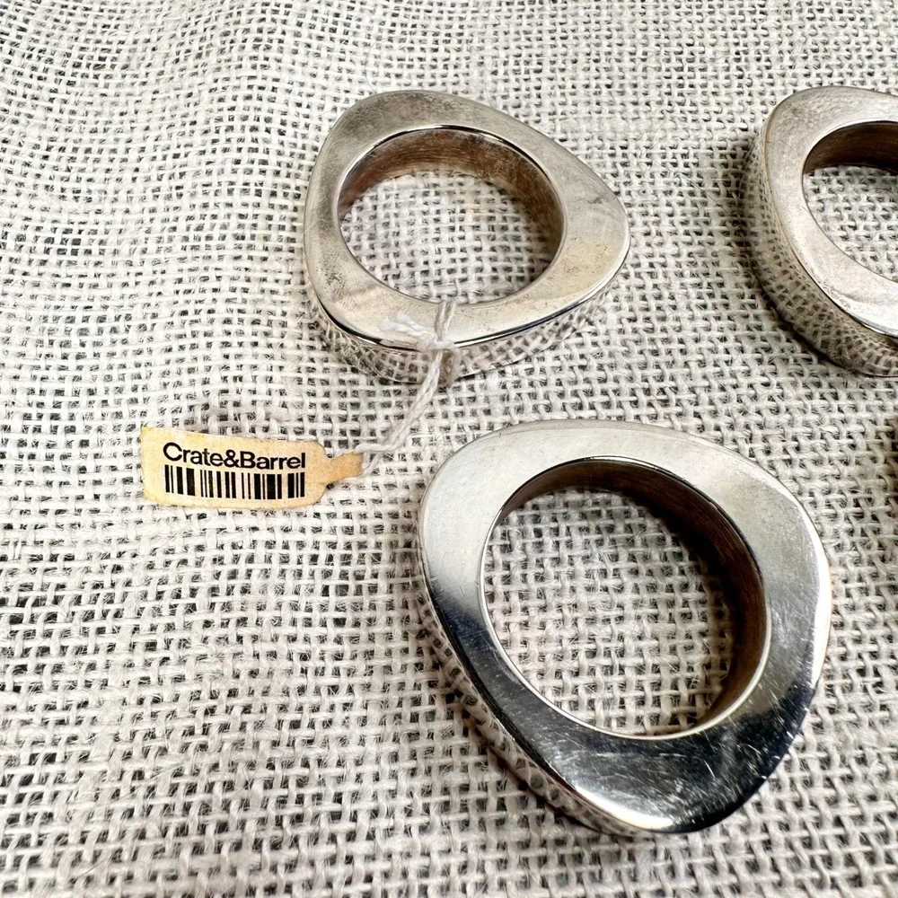 Crate & Barrel Silver‎ Napkin Rings Set of 6 Organic Asymmetric Shapes 620-211